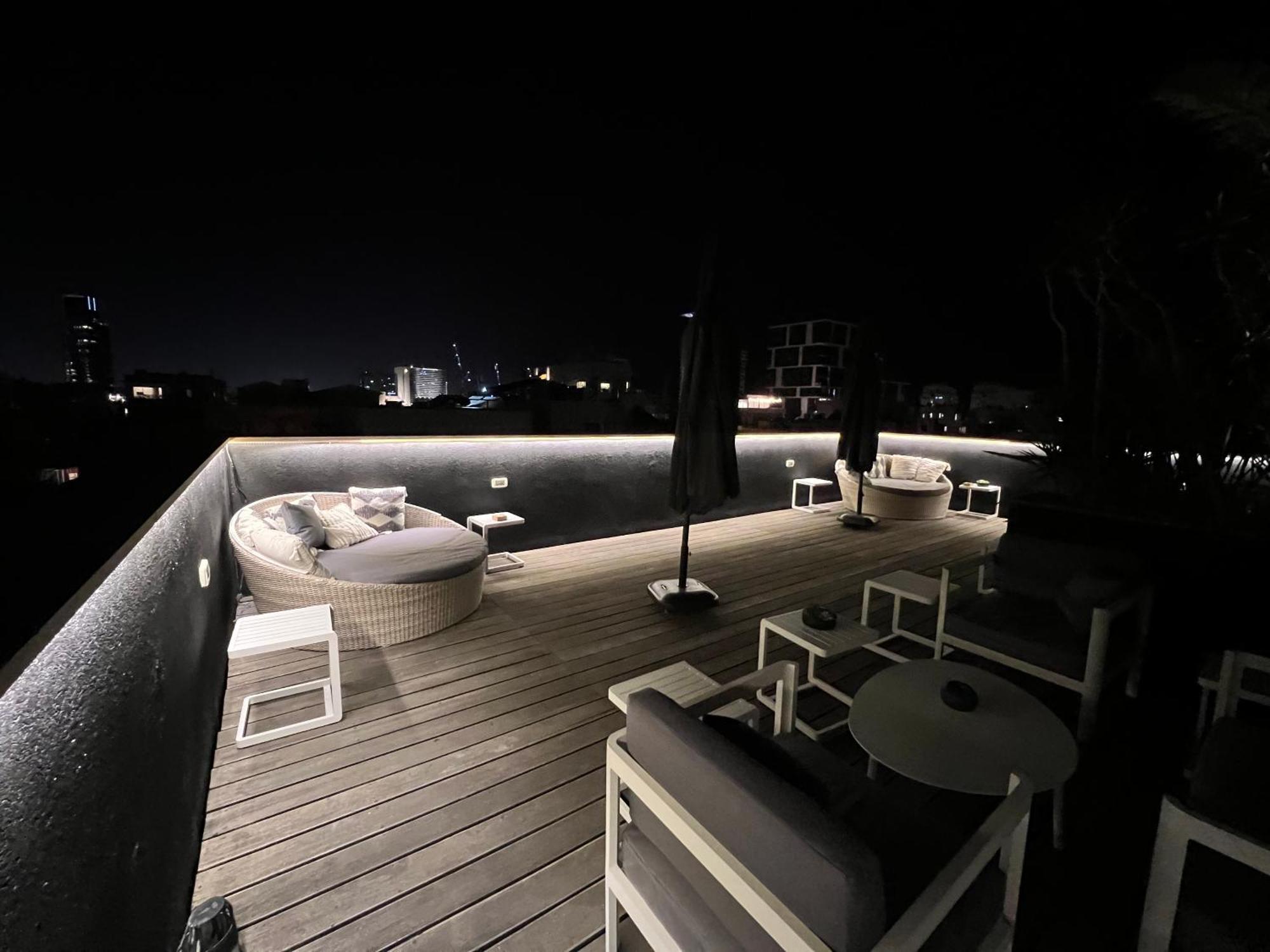 Beer Garden Hotel Tel Aviv Exteriör bild
