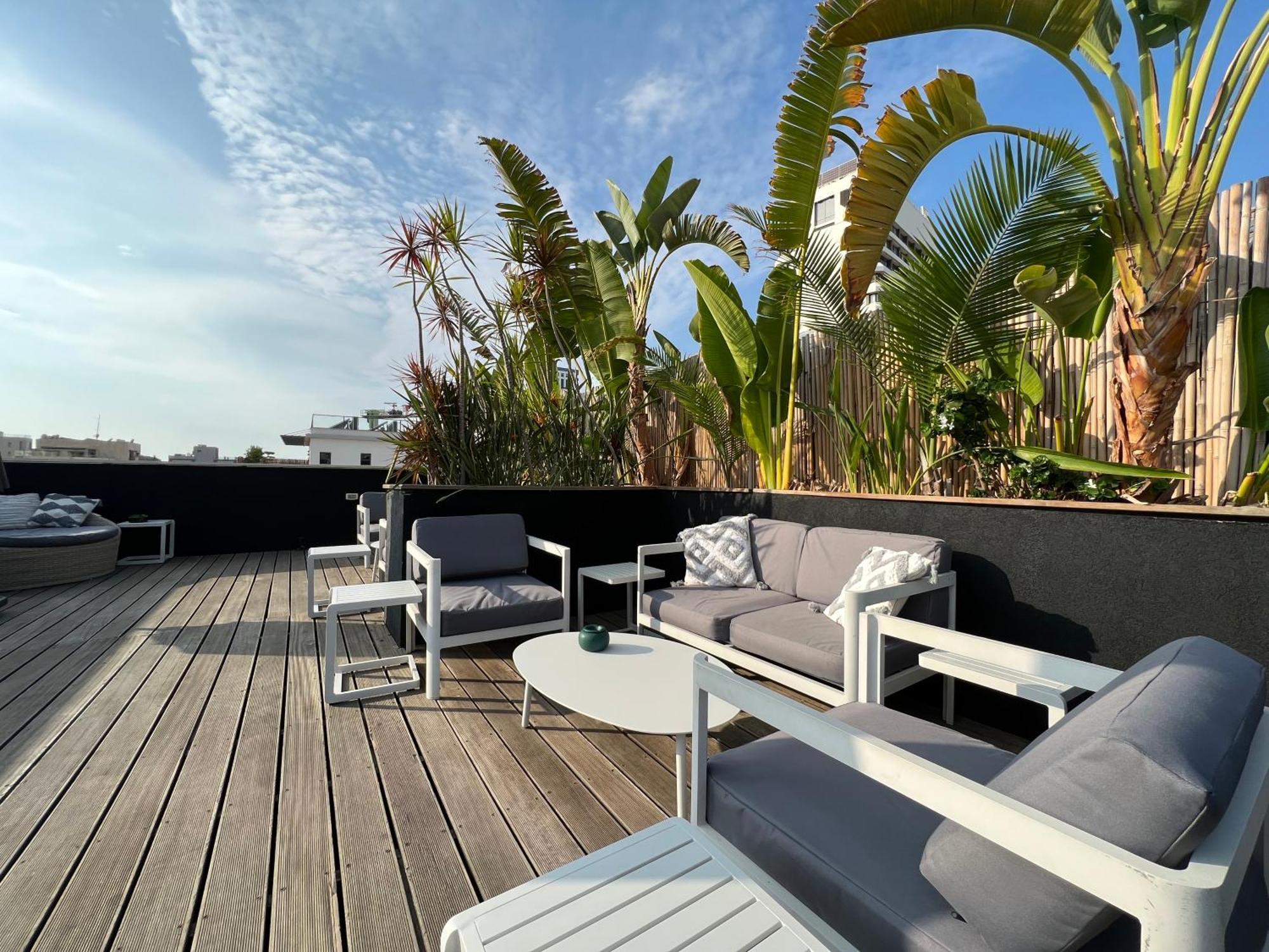 Beer Garden Hotel Tel Aviv Exteriör bild