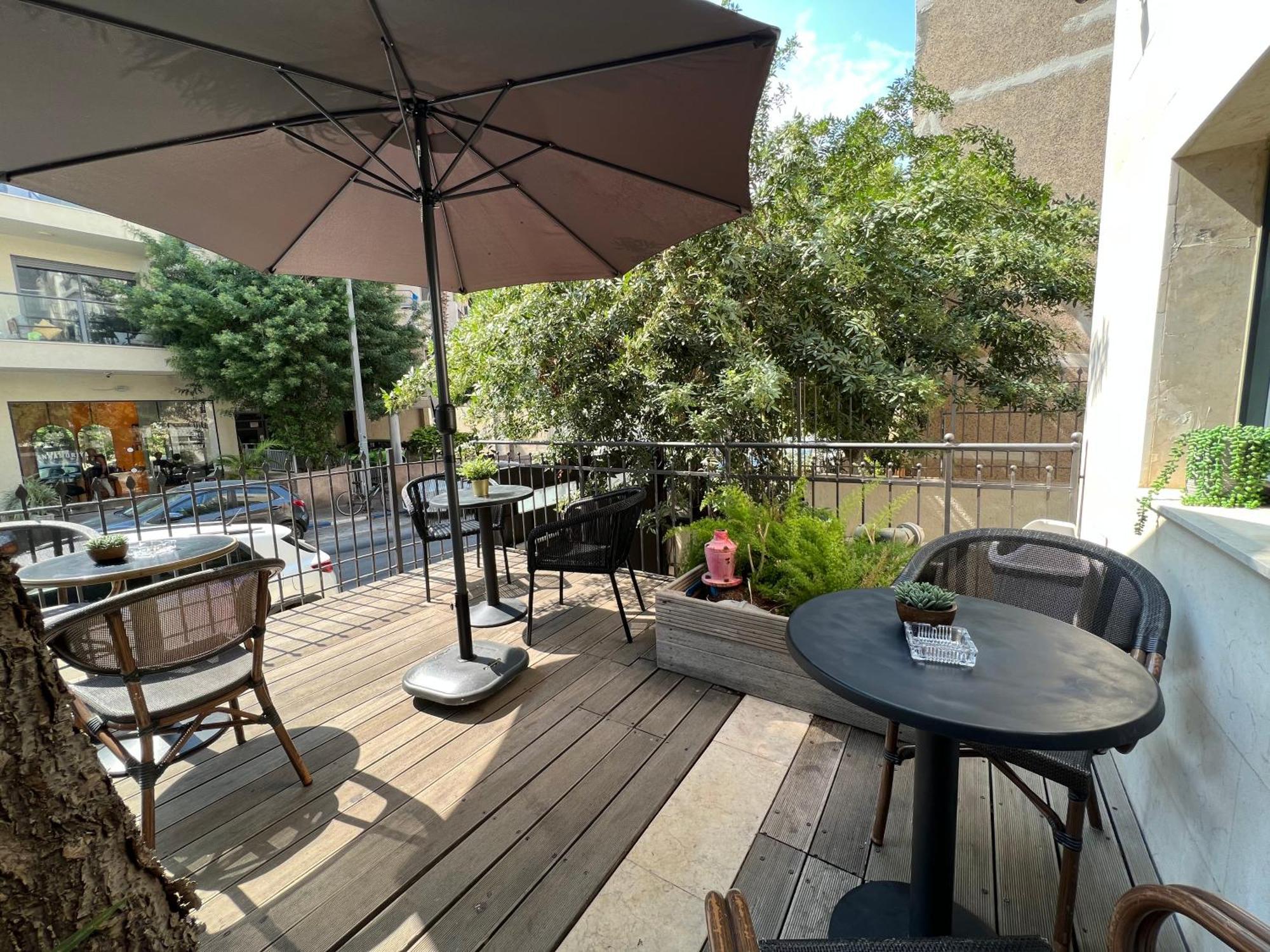 Beer Garden Hotel Tel Aviv Exteriör bild